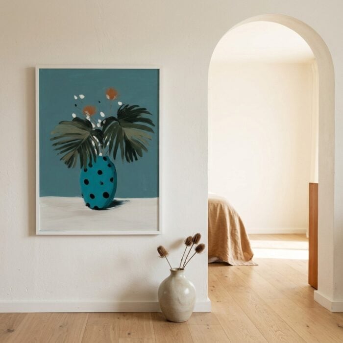 תמונה בוטנית אנכית בגווני טיל וירוק של פרחים טרופיים בסגנון עכשווי
